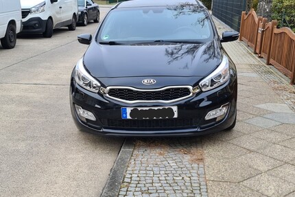 Kia Pro CeeD 77.580 km 9.999 € Berlin 10178