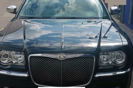 Chrysler 300C 200.000 km 4.499 &euro; Berlin 13405