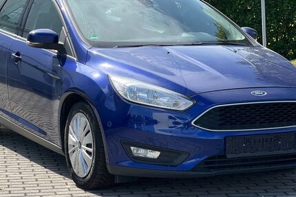 Ford Focus 221.391 km 5.690 € Wildau 15745