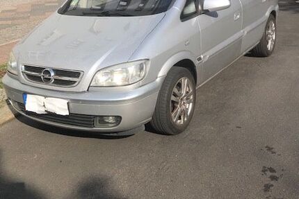 Opel Zafira Life 150.000 km 2.200 &euro; Berlin 10555
