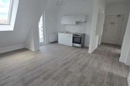 Wohnung Berlin Reinickendorf - 2 Zimmer, 50 m&sup2;, 990&euro; | Angebot:26821702