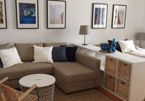 HOMESK - 1-Zimmer Etagenwohnung mit Balkon im Altbau nahe Kudamm