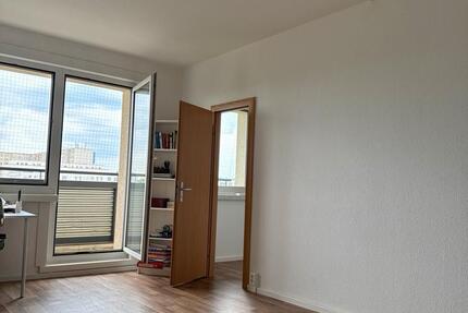 Wohnung Berlin Lichtenberg - 1 Zimmer, 40 m&sup2;, 800&euro; | Angebot:26676831