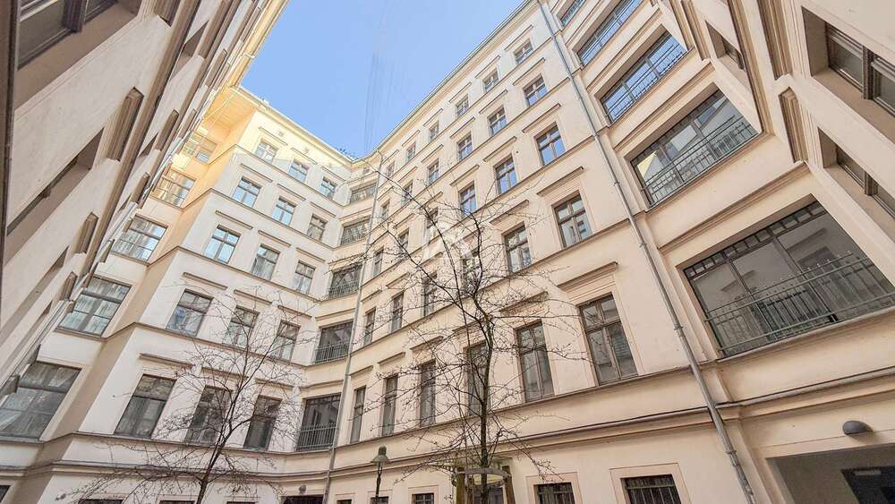 Etagenwohnung Berlin Kreuzberg - 3 Zimmer, 125 m&sup2;, 619.000&euro; | Angebot:24992534