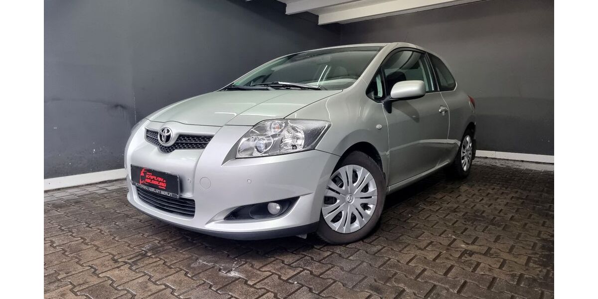 Toyota Auris 52.000 km 5.990 &euro; Berlin 12279
