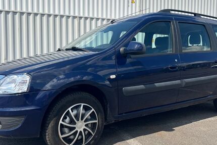 Dacia Logan 119.000 km 2.990 &euro; Berlin 12057