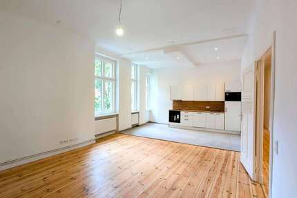Wohnung zum Mieten in Berlin 2.000 € 109 m² 3 zimmer