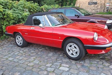 Alfa Romeo Spider 145.000 km 12.700 € Berlin 12207