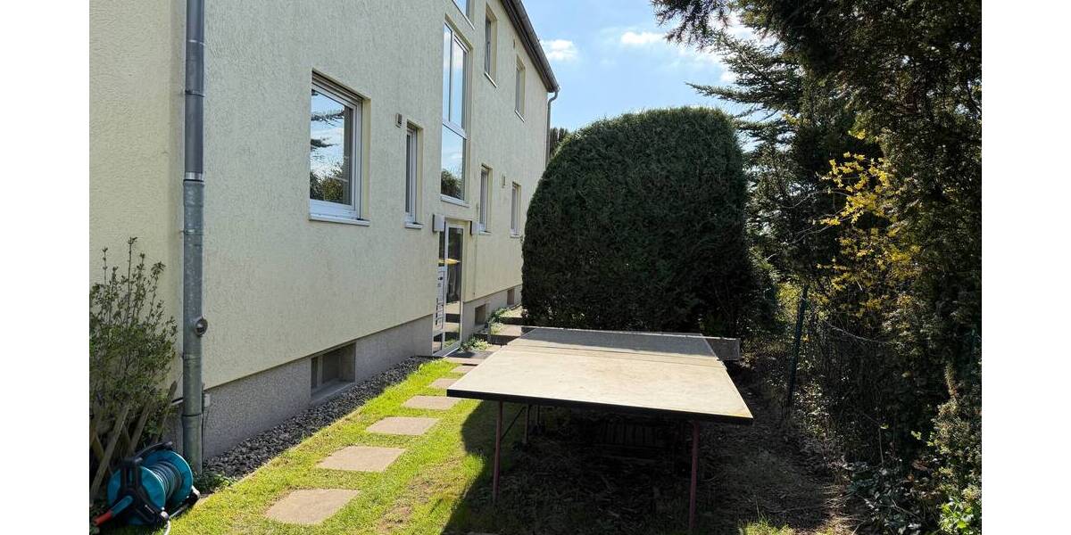 Fast wie im Einfamilienhaus: sonnige Wohnung mit eigenem Garten in U-Bahnnähe - Erdgeschoßwohnung Berlin / Rudow Rudow | Angebot:26072502