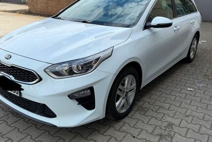 Kia ceed / Ceed 130.000 km 11.700 &euro; Berlin 12056