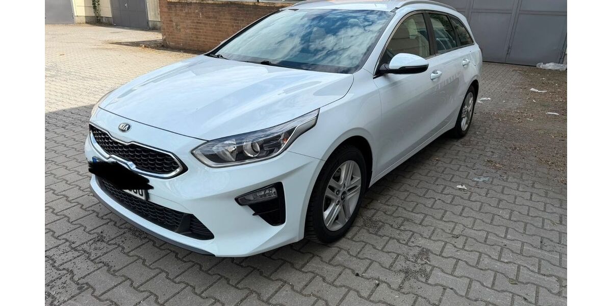 Kia ceed / Ceed 130.000 km 11.700 &euro; Berlin 12056