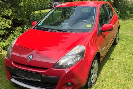 Renault Clio 175.000 km 1.700 &euro; Oranienburg 16515