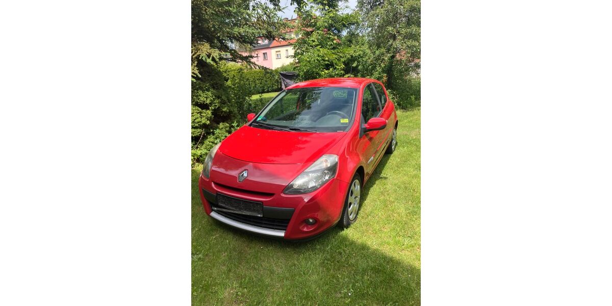 Renault Clio 175.000 km 1.700 &euro; Oranienburg 16515
