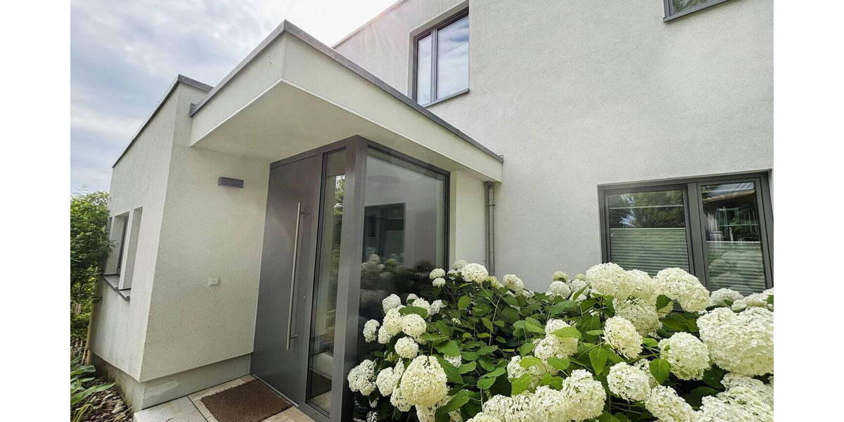 Einfamilienhaus Berlin Wannsee - 8 Zimmer, 250 m&sup2;, 2.490.000&euro; | Angebot:25909548