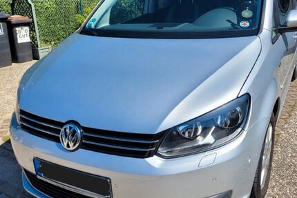 VW Touran 196.000 km 5.700 &euro; Berlin 12107
