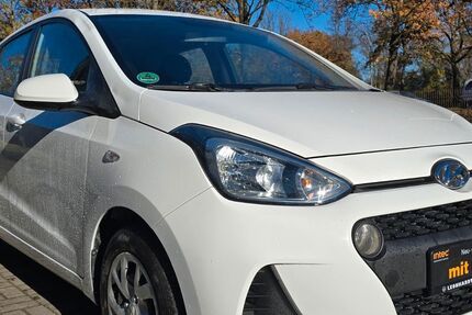 Hyundai i10 56.758 km 8.499 € Berlin 12349