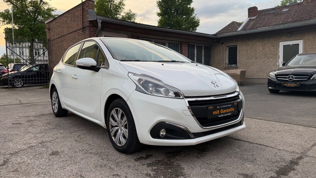 Peugeot 208 118.645 km 4.999 &euro; Berlin 13127