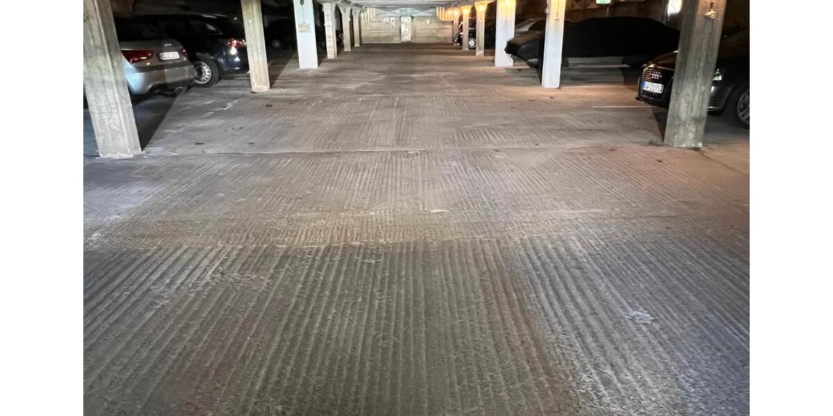 Garagen / Stellplätze Berlin Spandau - 100&euro; | Angebot:26235311