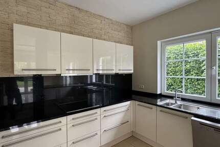Haus Berlin Tempelhof-Schöneberg - 5 Zimmer, 208 m&sup2;, 4.500&euro; | Angebot:27095992