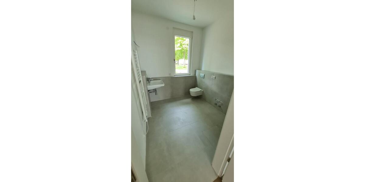 Erdgeschoßwohnung Berlin Marzahn-Hellersdorf - 2 Zimmer, 68 m&sup2;, 1.196&euro; | Angebot:26562653