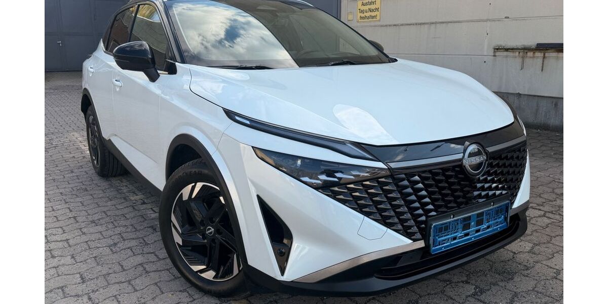 Nissan Qashqai 18.000 km 24.499 &euro; Berlin 13597