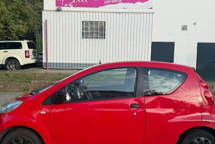 Peugeot 107 89.724 km 1.750 € Berlin 12207