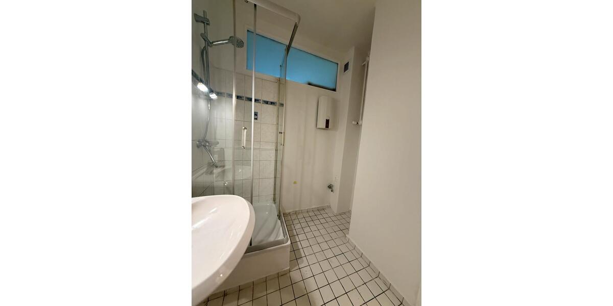 Erdgeschoßwohnung Berlin Neukölln - 1 Zimmer, 41 m&sup2;, 1.050&euro; | Angebot:25943214