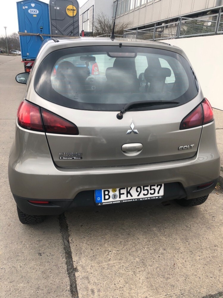 Mitsubishi Colt VI 182.000 km 4.200 € Berlin 10178