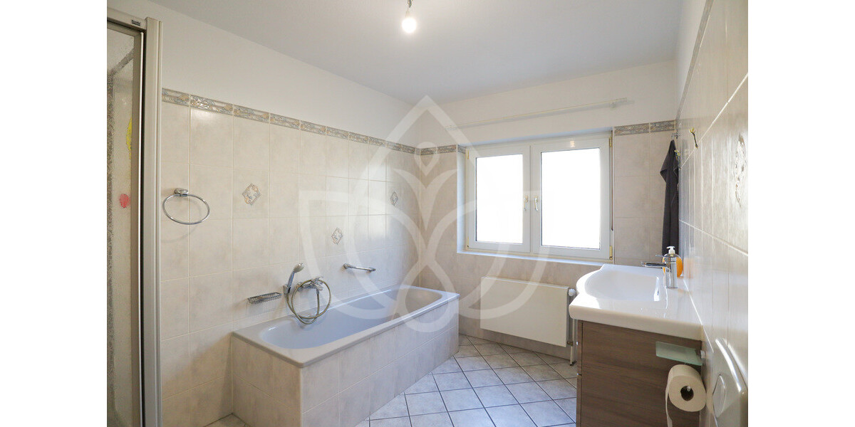 Zweifamilienhaus mit 6 Zimmer in Glienicke,Nordbahn - Zweifamilienhaus Glienicke/Nordbahn Nordbahn | Angebot:27029271