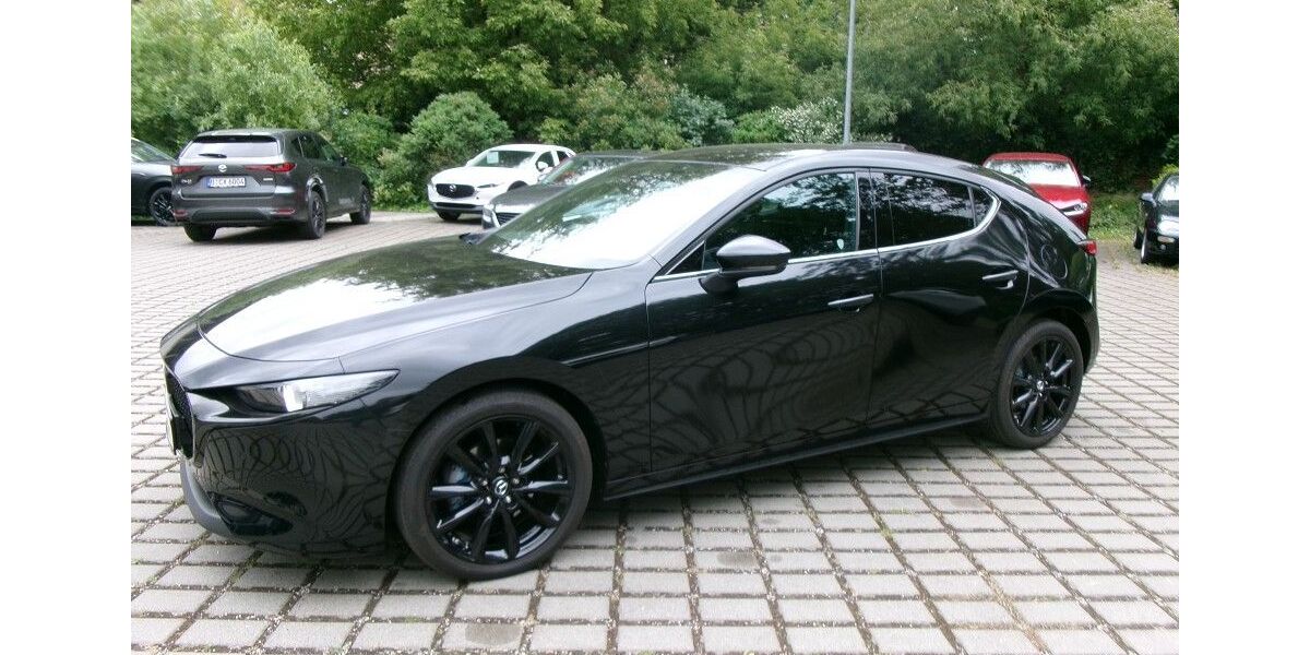 Mazda 3 13.706 km 29.990 &euro; Berlin 13407