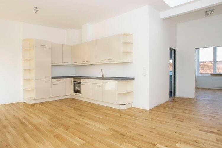 Etagenwohnung Berlin Charlottenburg - 4 Zimmer, 119 m&sup2;, 2.124&euro; | Angebot:26700130