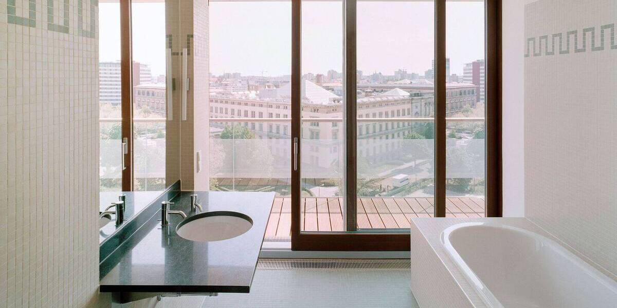 Etagenwohnung Berlin Mitte - 4 Zimmer, 167 m&sup2;, 3.040&euro; | Angebot:26018507