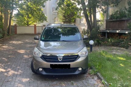Dacia Lodgy 76.111 km 6.000 &euro; Berlin 10318