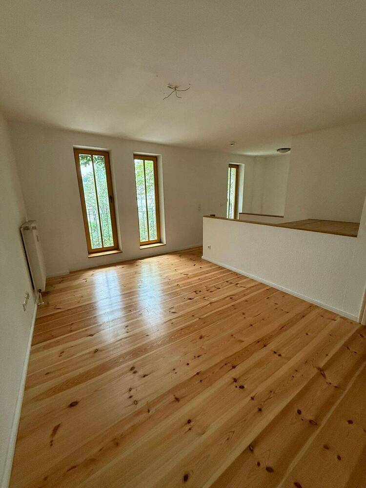 2-Zimmer-Wohnung in eigener Remise