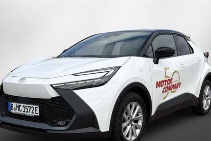 Toyota C-HR 3.781 km 41.900 &euro; Berlin 13403