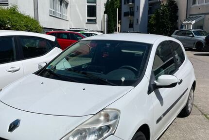 Renault Clio 83.000 km 3.400 &euro; Berlin 13347