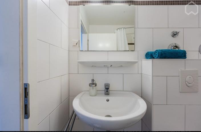 Etagenwohnung Berlin Charlottenburg-Wilmersdorf - 1 Zimmer, 52 m&sup2;, 1.340&euro; | Angebot:26455326