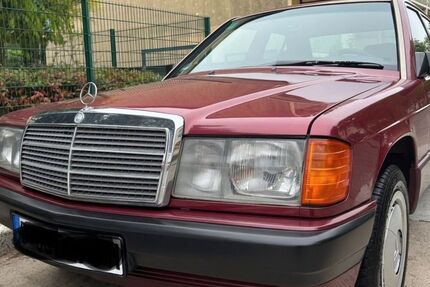 Mercedes-Benz 190 178.000 km 4.500 &euro; Berlin 12105