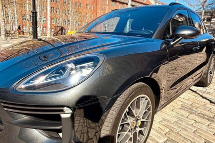 Porsche Macan 128.000 km 51.299 &euro; Berlin 10435