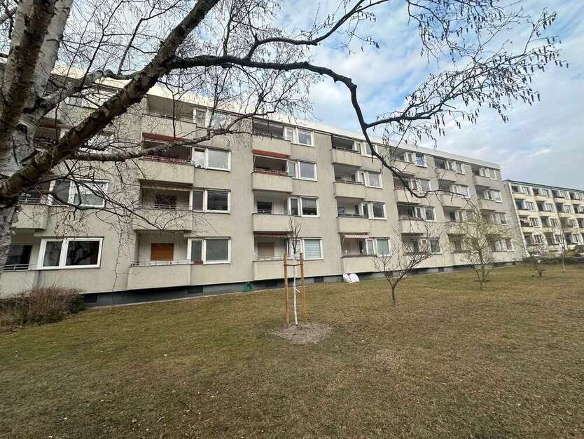 Wohnung zum Kaufen in Berlin - Westend 245.000 € 48 m²