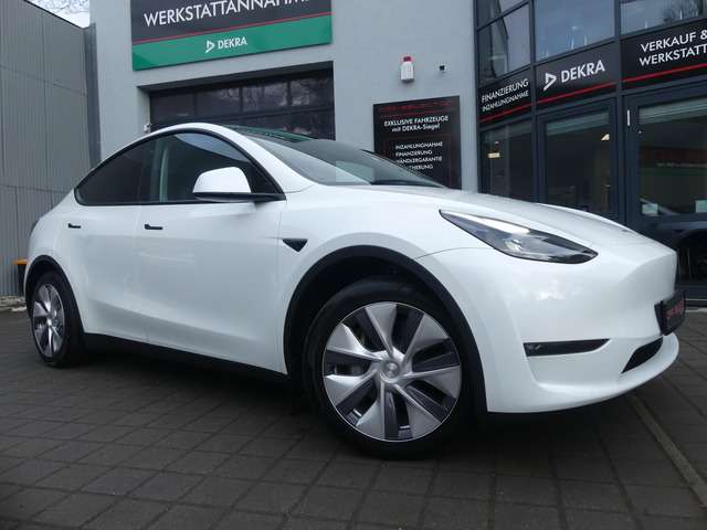 Tesla Model Y 23.528 km 41.800 &euro; Berlin 13156
