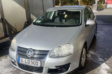 VW Jetta 241.795 km 1.700 &euro; Berlin 10589
