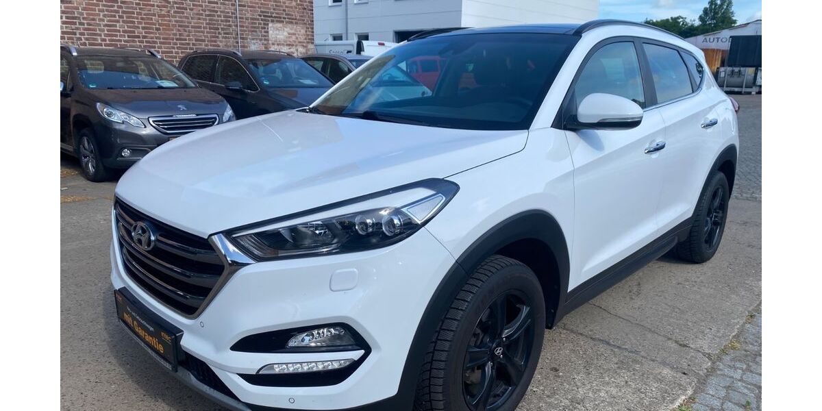 Hyundai TUCSON 157.000 km 13.990 &euro; Berlin-Lichtenberg 10365