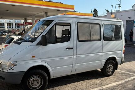 Mercedes-Benz Sprinter 149.000 km 6.999 &euro; Berlin 10963