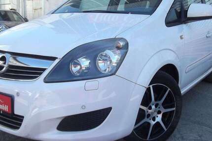 Opel Zafira 145.700 km 4.999 &euro; Berlin 12277
