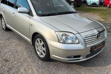 Toyota Avensis 290.000 km 1.990 &euro; Berlin 13127