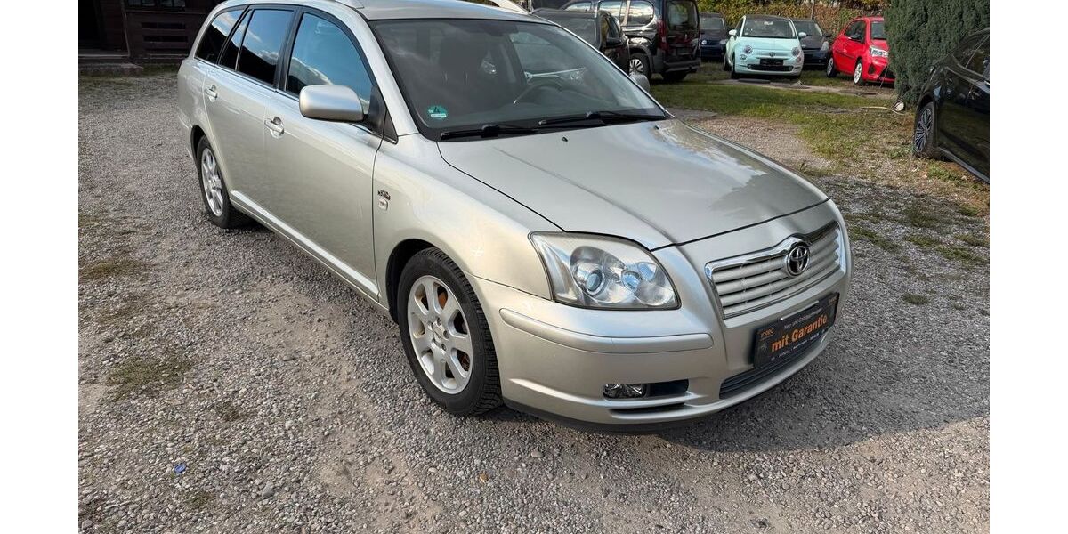 Toyota Avensis 290.000 km 1.990 &euro; Berlin 13127