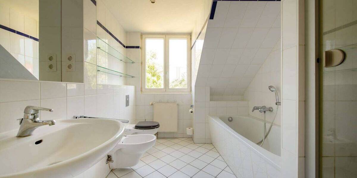 Etagenwohnung Berlin Nikolassee - 4 Zimmer, 93 m&sup2;, 850.000&euro; | Angebot:25824315