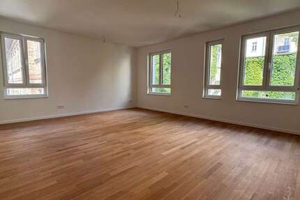 Wohnung zum Kaufen in Berlin 890.000 € 105.91 m² 5 zimmer
