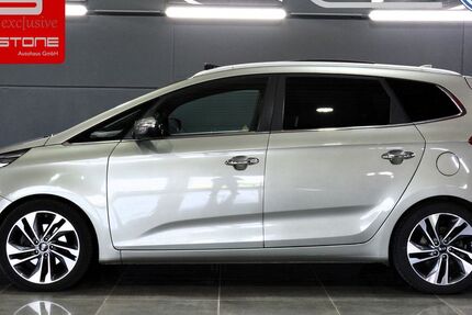 Kia Carens 102.580 km 14.950 &euro; Falkensee 14612